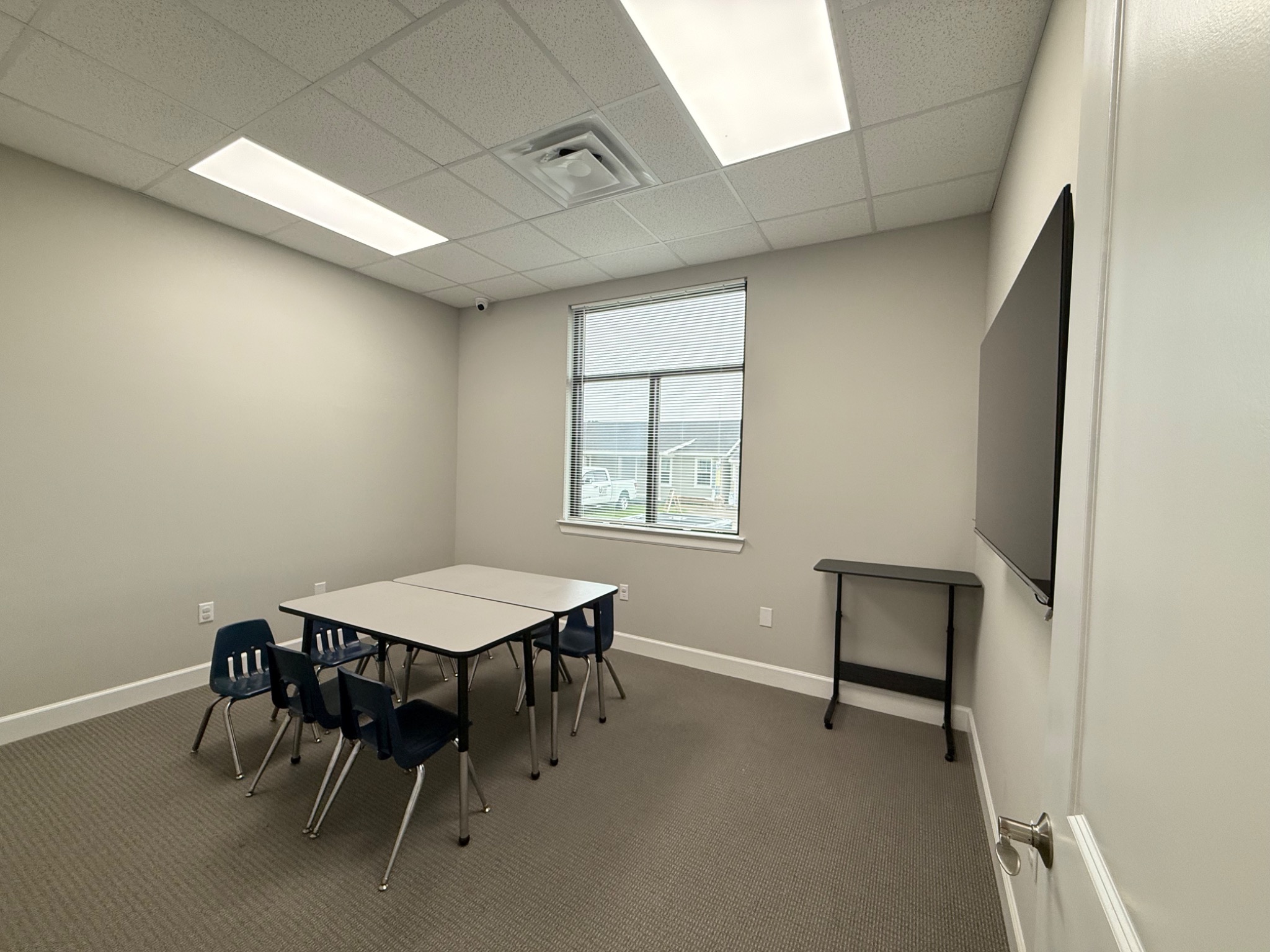 Small-group classroom at the W&W Academy Katy campus